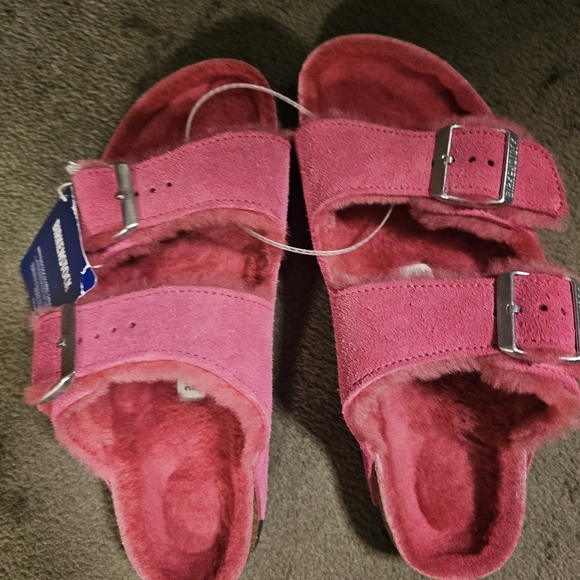 Birkenstock Arozina Pink Shearling - Picture 3 of 3